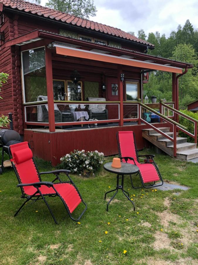 Mysigt Boende I Raettvik Med Utsikt Oever Siljan エクステリア 写真