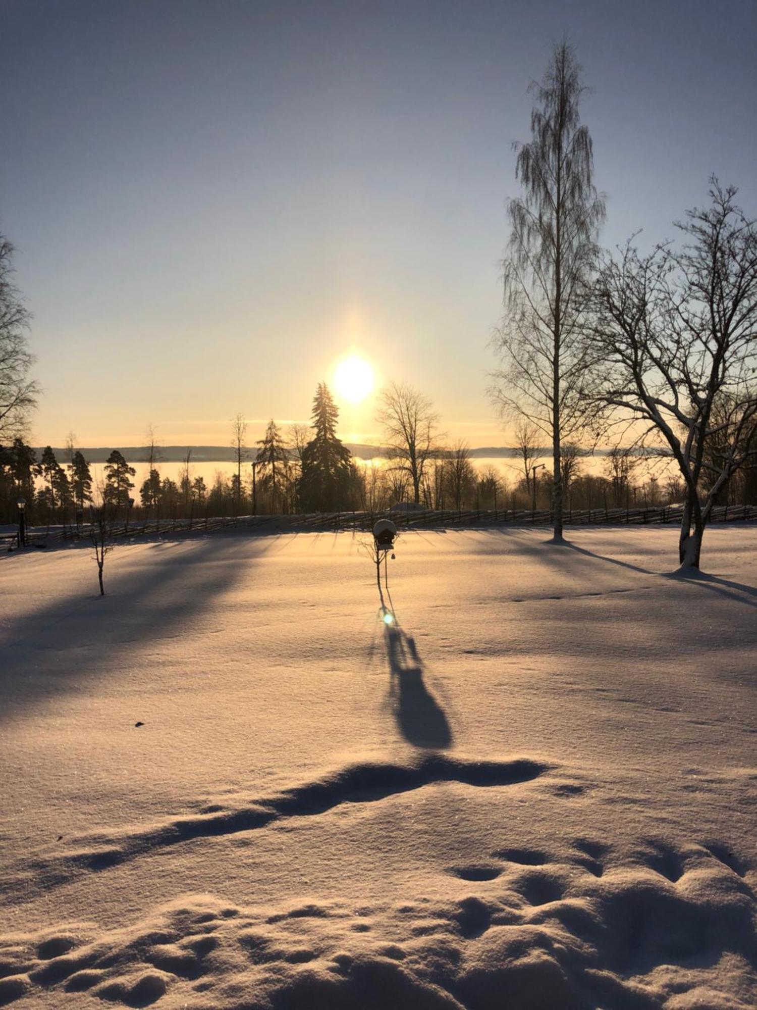 Mysigt Boende I Raettvik Med Utsikt Oever Siljan エクステリア 写真