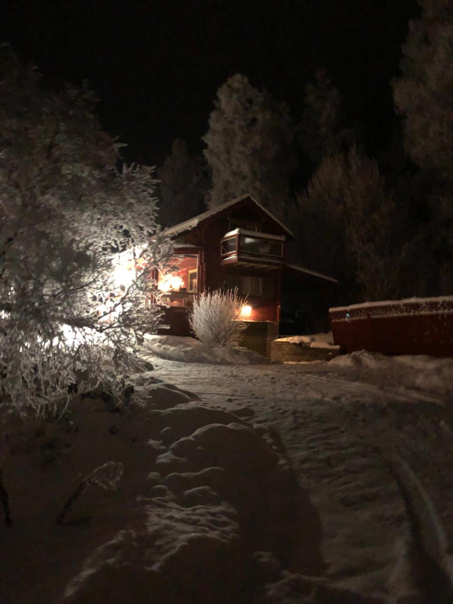 Mysigt Boende I Raettvik Med Utsikt Oever Siljan エクステリア 写真
